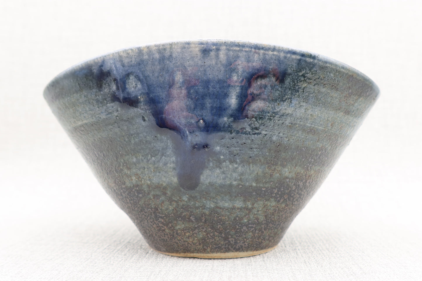 Mashiko ware flower vase, navy blue