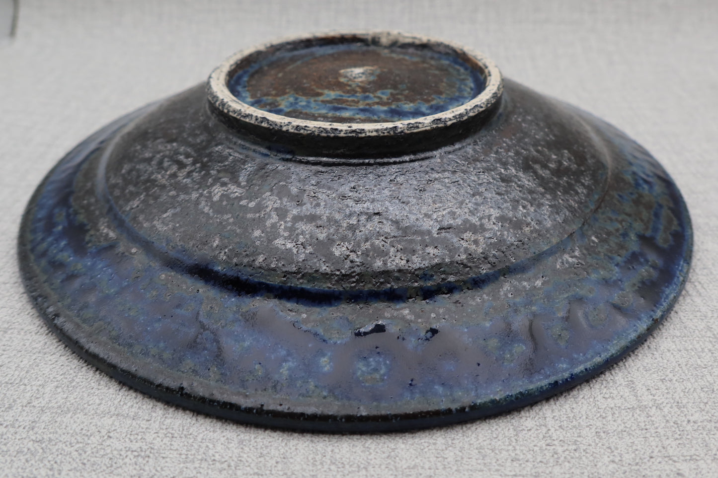 Mashiko ware flat plate, round plate, rust color