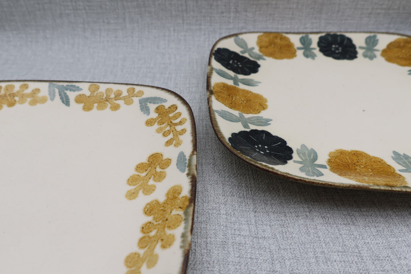 Flat plate, square plate, washi-dyed, mimosa flower