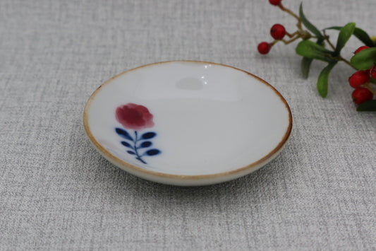Small plate, round plate, rose flower