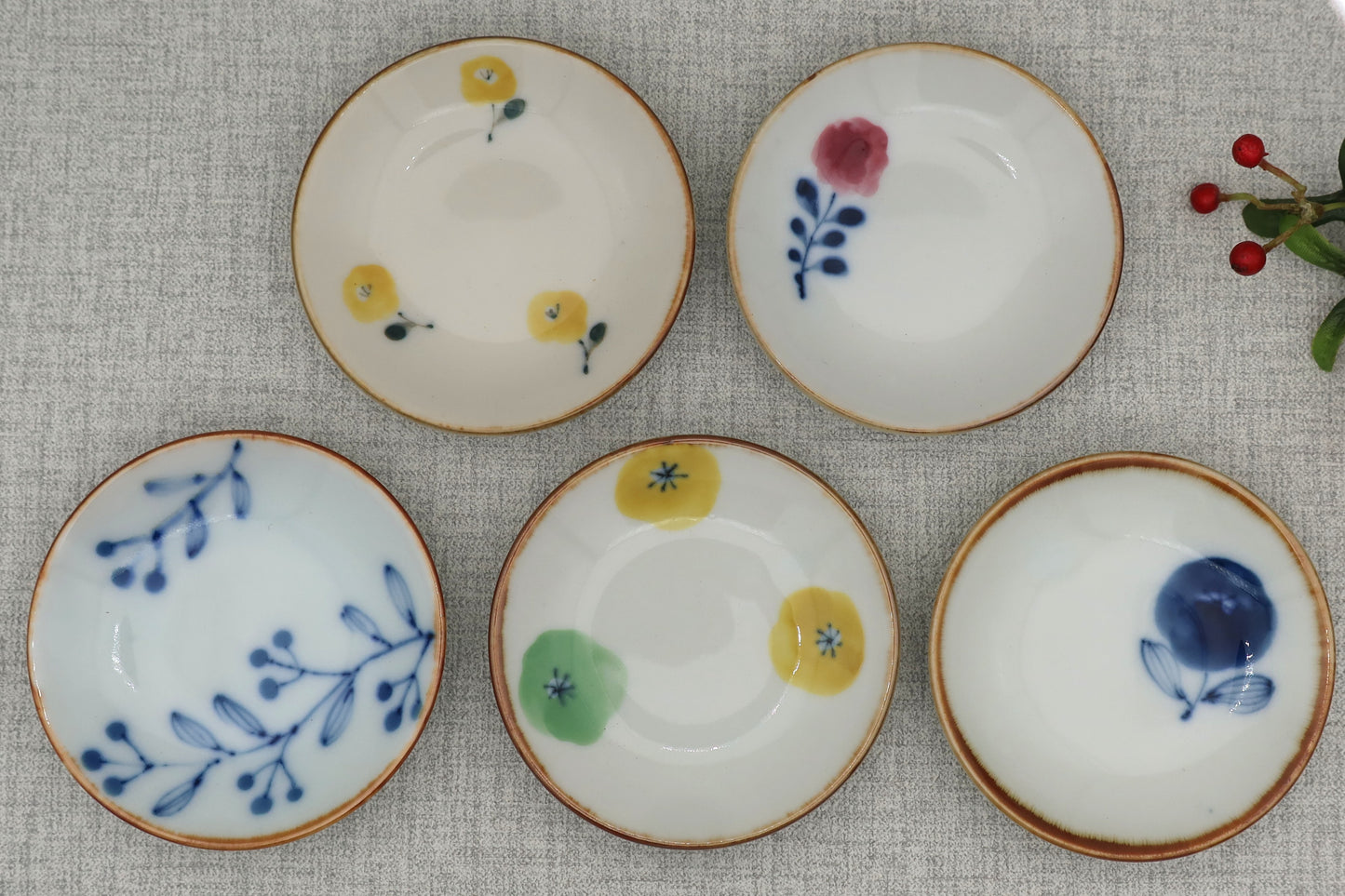 Small plate, round plate, floral pattern