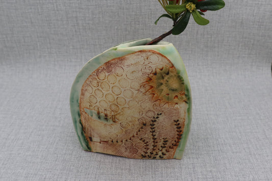 Vase Spring in Snow Country