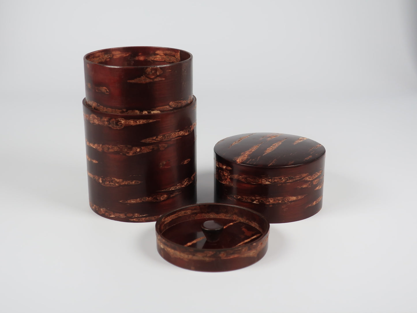 Kakunodate Birch Craft Tea Caddy Made from Wild Cherry Bark