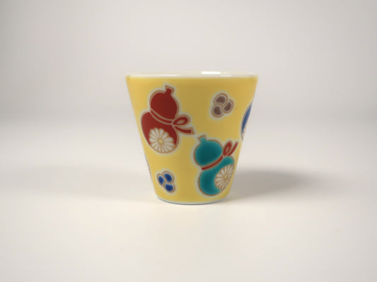 Kutani ware sake cup, six gourds (Auspicious sake cup collection)