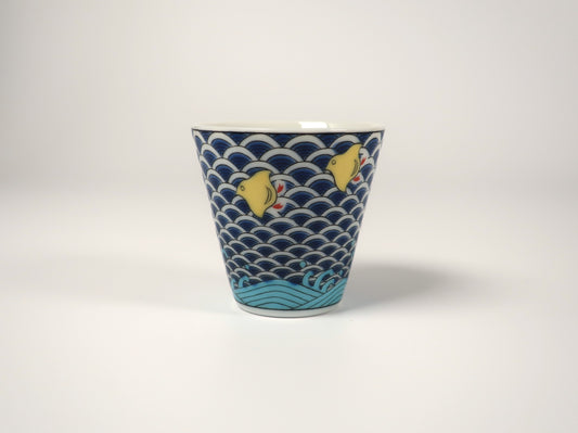 Kutani ware sake cup, Chidori pattern (Auspicious sake cup collection)