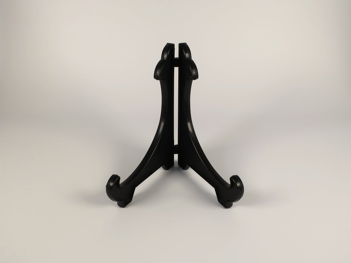 Aizu lacquerware flat plate with golden insect-eaten lacquer