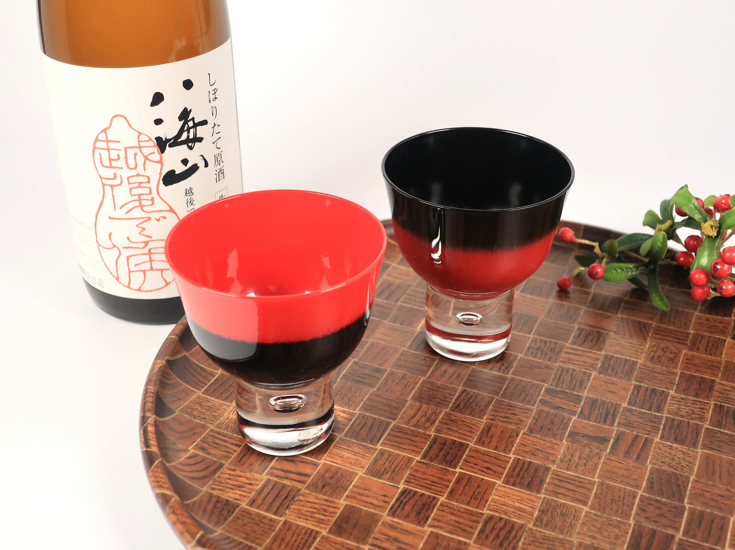 Aizu Lacquerware Cold Sake Glass, Vermilion Gradient