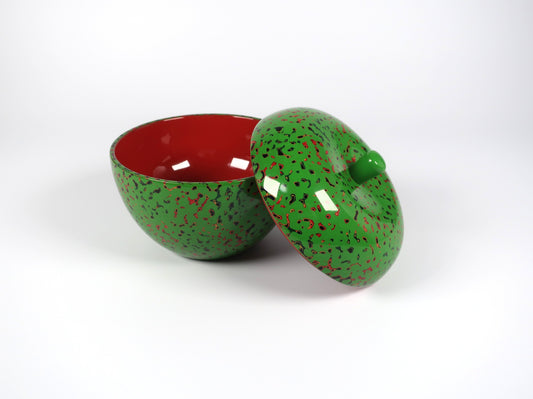 Tsugaru-nuri Apple Bonbon (Candy dish) - Kara-nuri style, Uguisu-iro (Bush Warbler color)