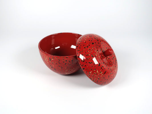 Tsugaru-nuri Apple Bonbon (Candy dish) - Kara-nuri style, Akane-iro (Madder Red color)