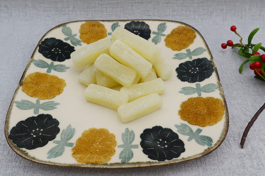 旧暦の元旦に寄せて。冬瓜糖と和紙染めの器がつなぐ、やさしいお祝いの時間