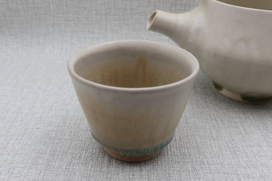 Mashiko ware sake cup, milky white (Mashiko clay)