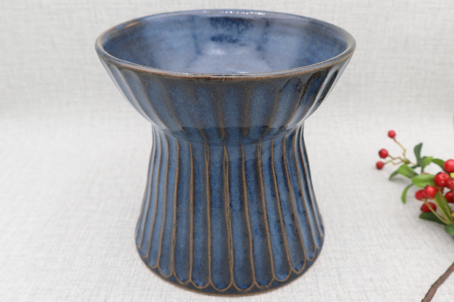 Mashiko Pottery Pet Food Dish (Bowl with Stand)
