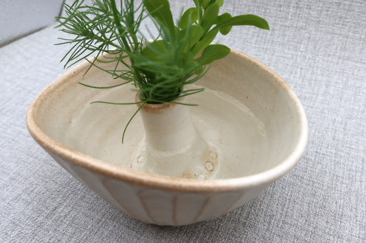 Mashiko ware single flower vase, milky white