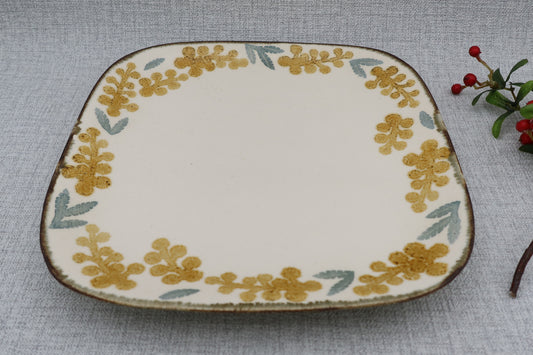 Flat plate, square plate, washi-dyed, mimosa flower