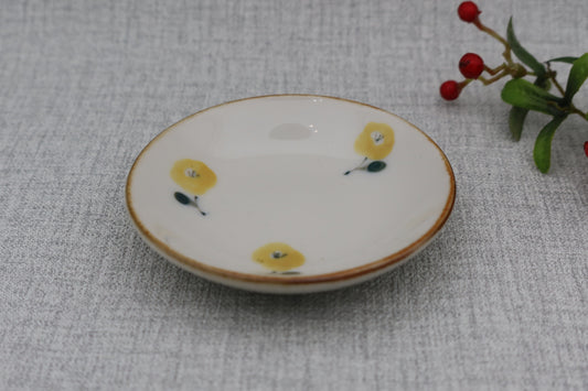 Small plate, round plate, dandelion flower