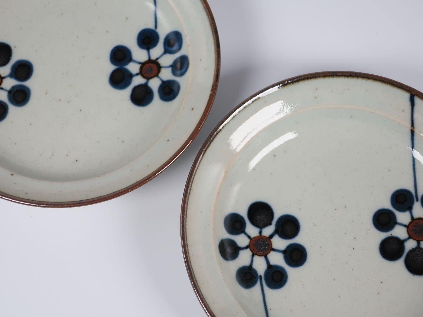 Hasami ware flat plate, blue fruit, hand-painted, set of 2 small plates