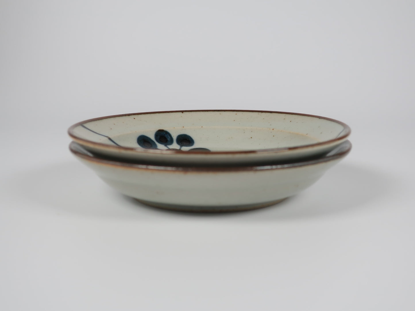 Hasami ware flat plate, blue fruit, hand-painted, set of 2 small plates