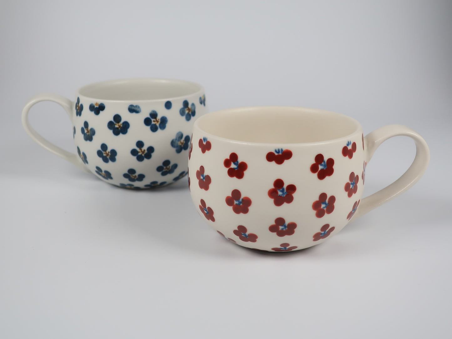 Tobe Ware Round Mug with Blue Small Pattern