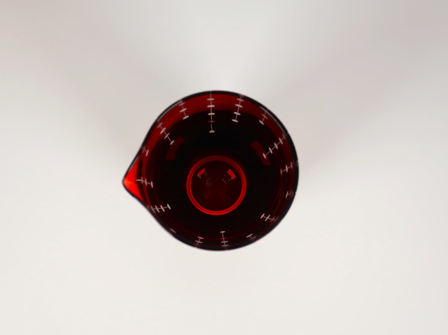 Edo Kiriko Sake Pourer with Connected Small Balls "Tsunagaru Kodama"