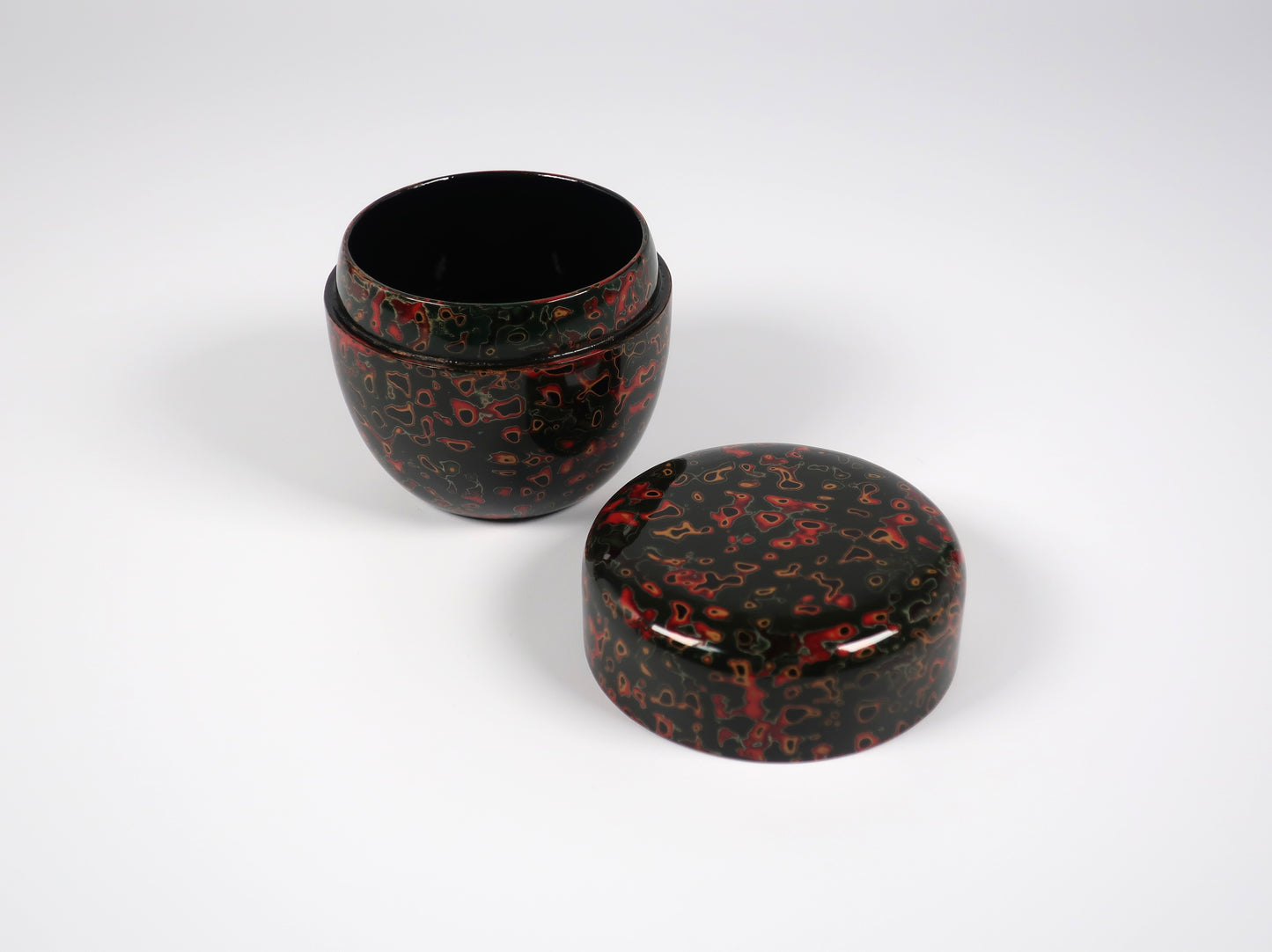 [Vintage] Tsugaru-nuri Natsume (tea caddy), Kara-nuri, Ro (black)