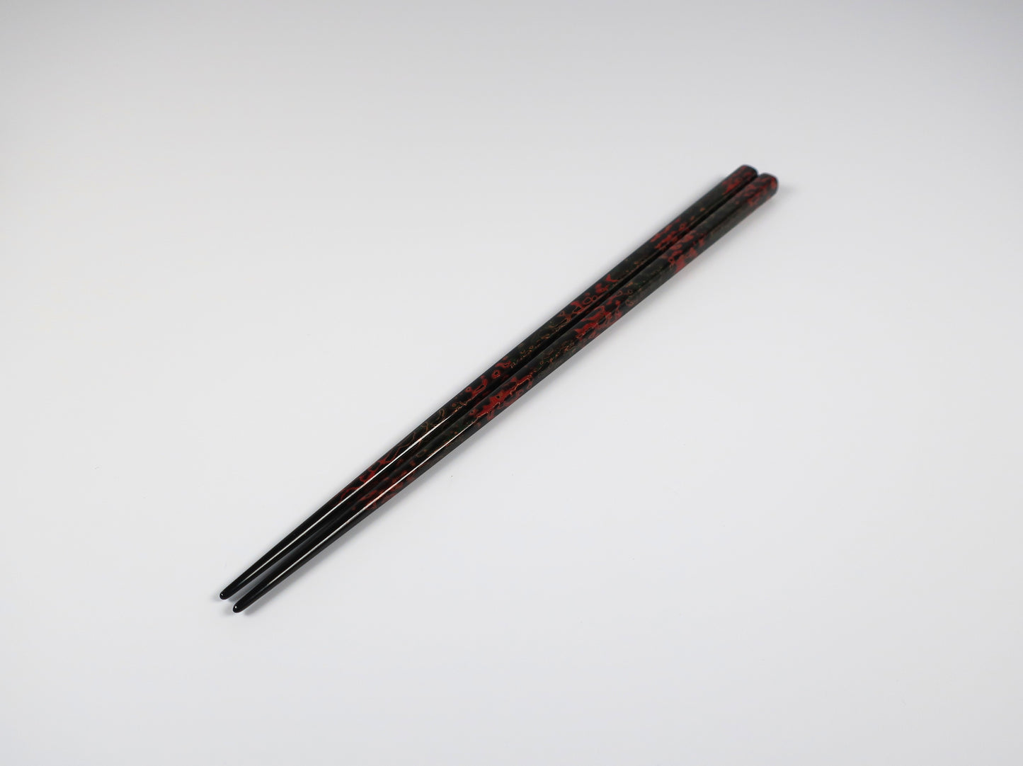 Tsugaru-nuri, pair of chopsticks, Kara-nuri, Ro (Black color) / Akane (Madder red color)