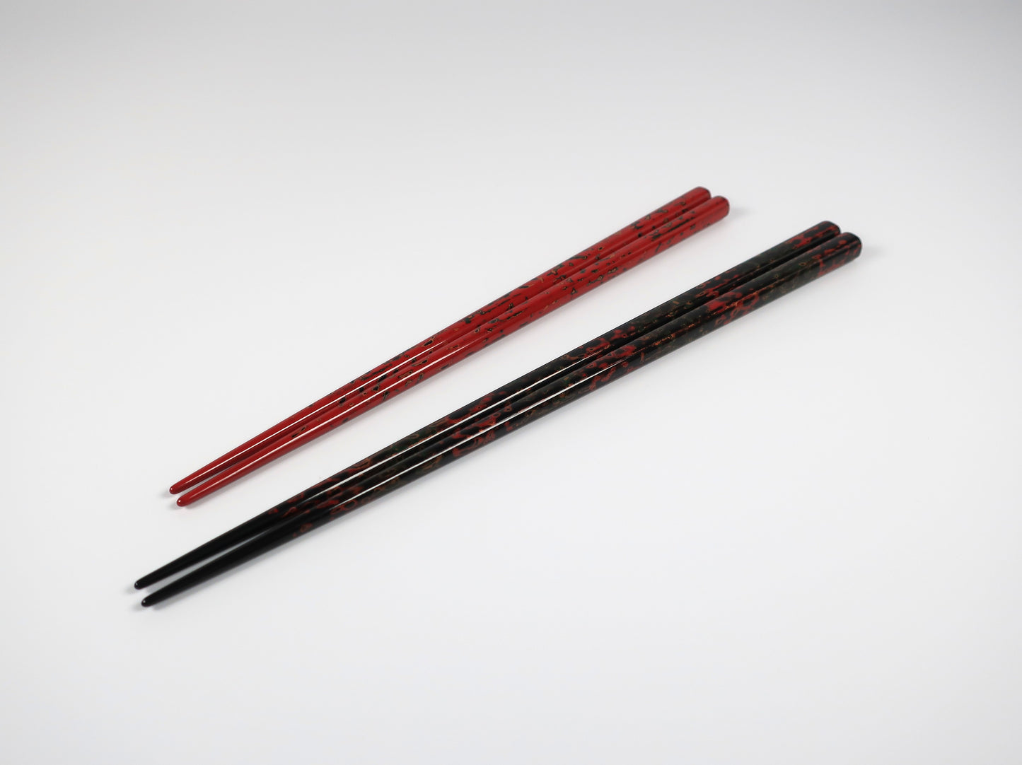 Tsugaru-nuri, pair of chopsticks, Kara-nuri, Ro (Black color) / Akane (Madder red color)