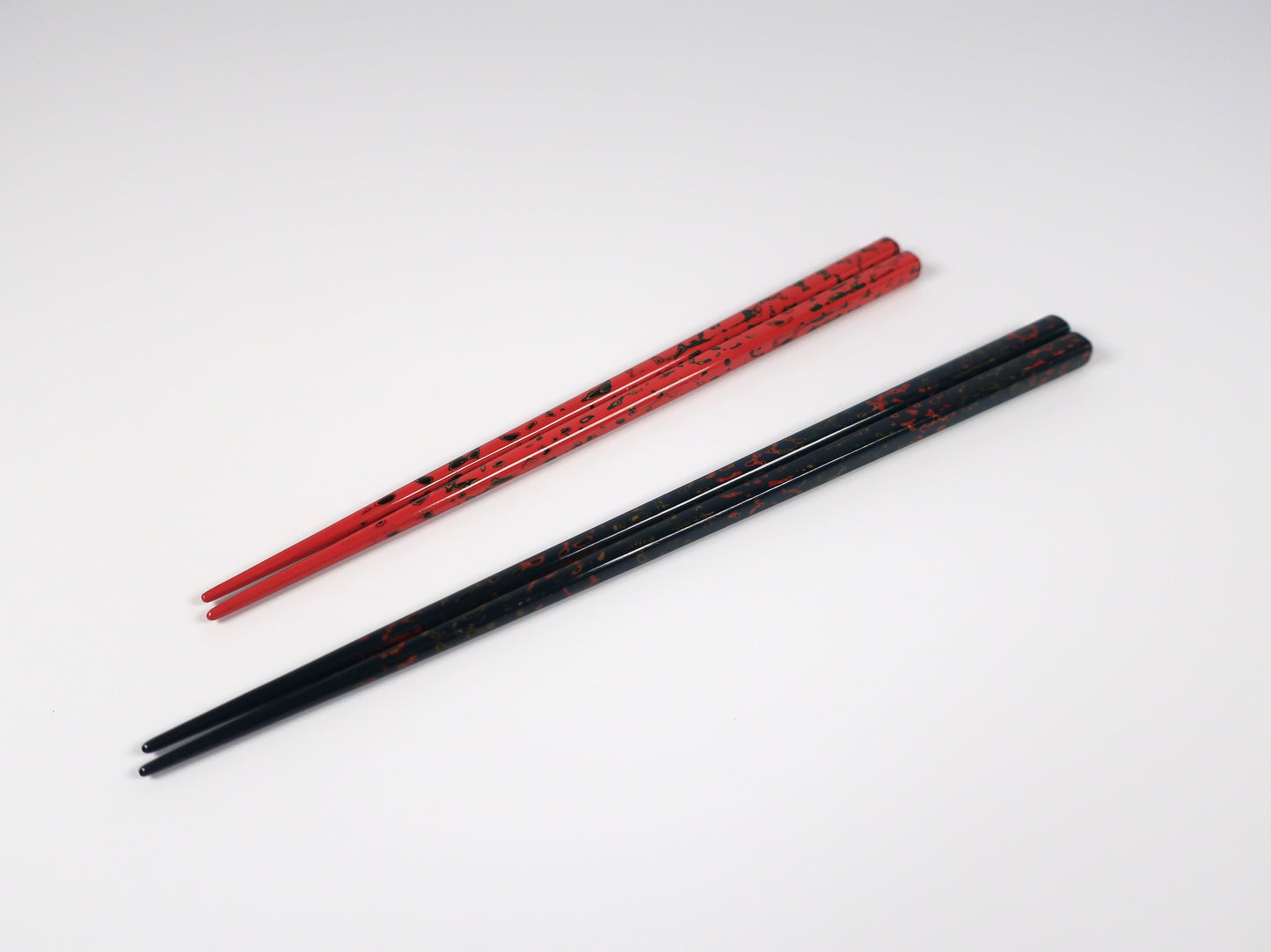 Tsugaru-nuri, pair of chopsticks, Kara-nuri, Ai (Deep indigo color) / Momo (Soft pink color)