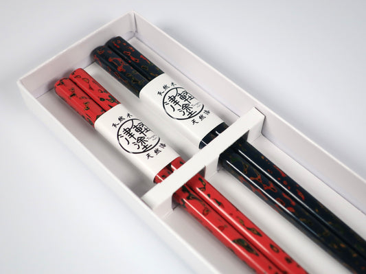 Tsugaru-nuri, pair of chopsticks, Kara-nuri, Ai (Deep indigo color) / Momo (Soft pink color)