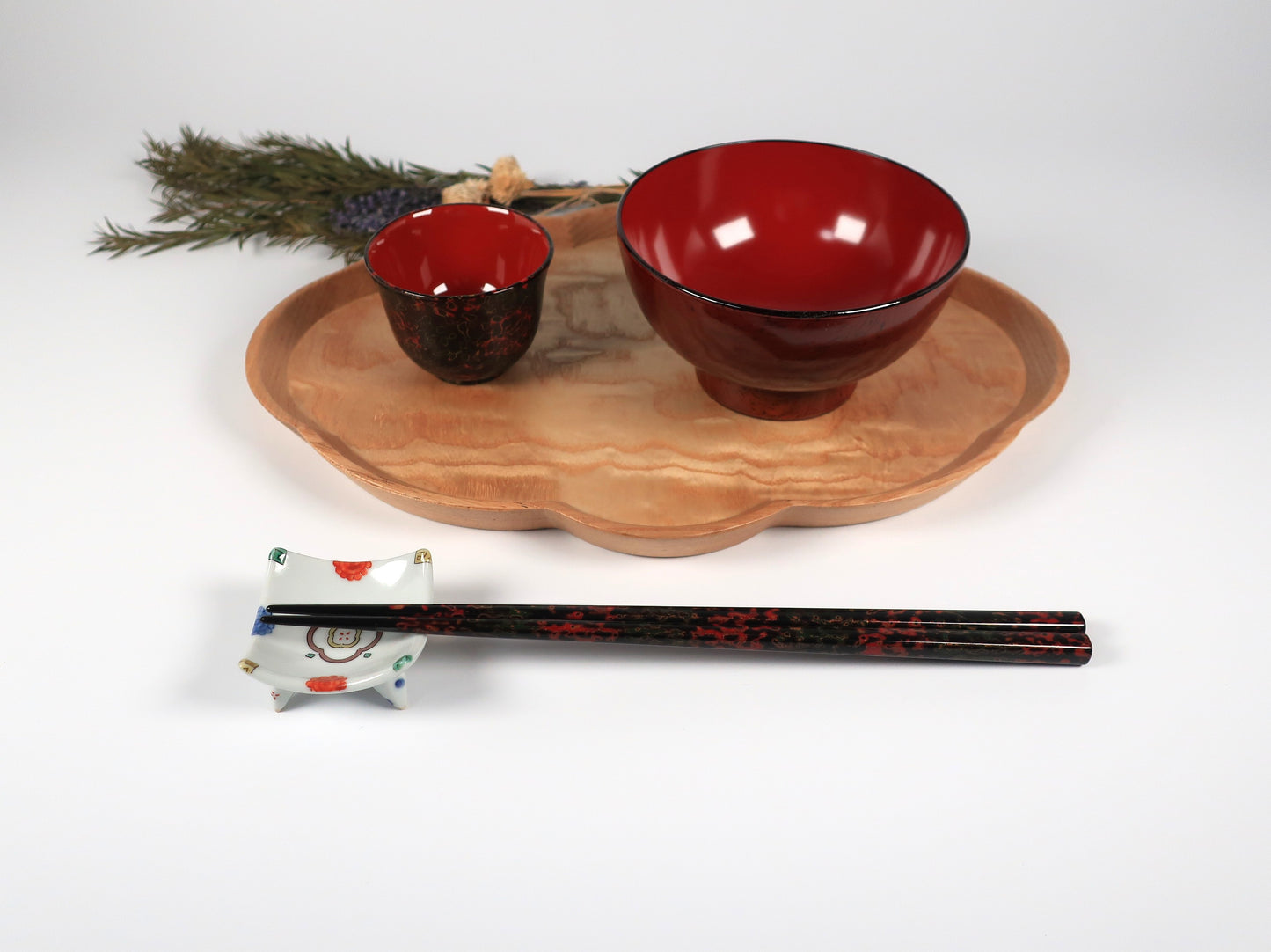 Tsugaru-nuri, pair of chopsticks, Kara-nuri, Ro (Black color) / Akane (Madder red color)
