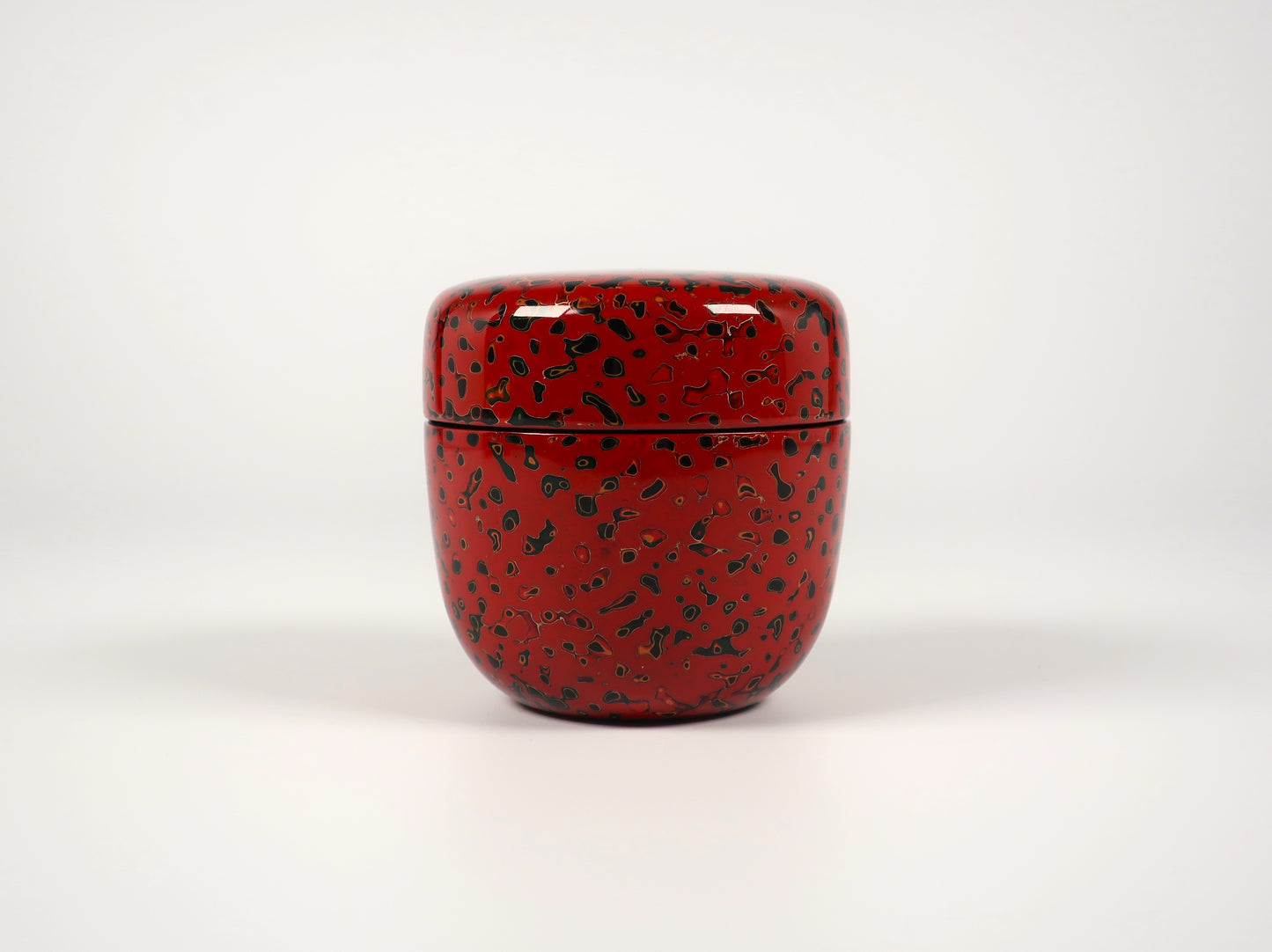 [Vintage] Tsugaru-nuri Natsume Tea Caddy (Kara-nuri, Vermilion)