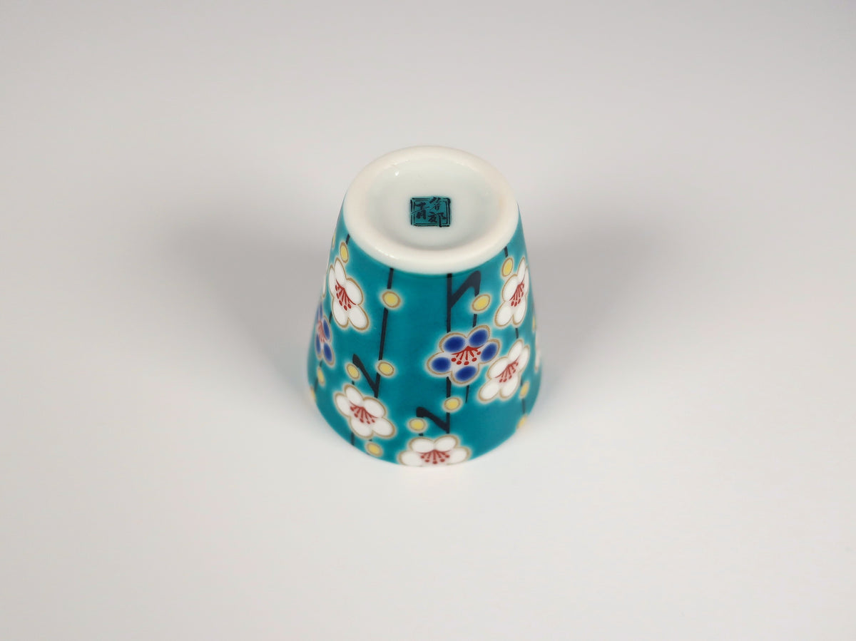 Kutani-yaki – O-choko fleurs de prunier (Collection Choko de bon augure)
