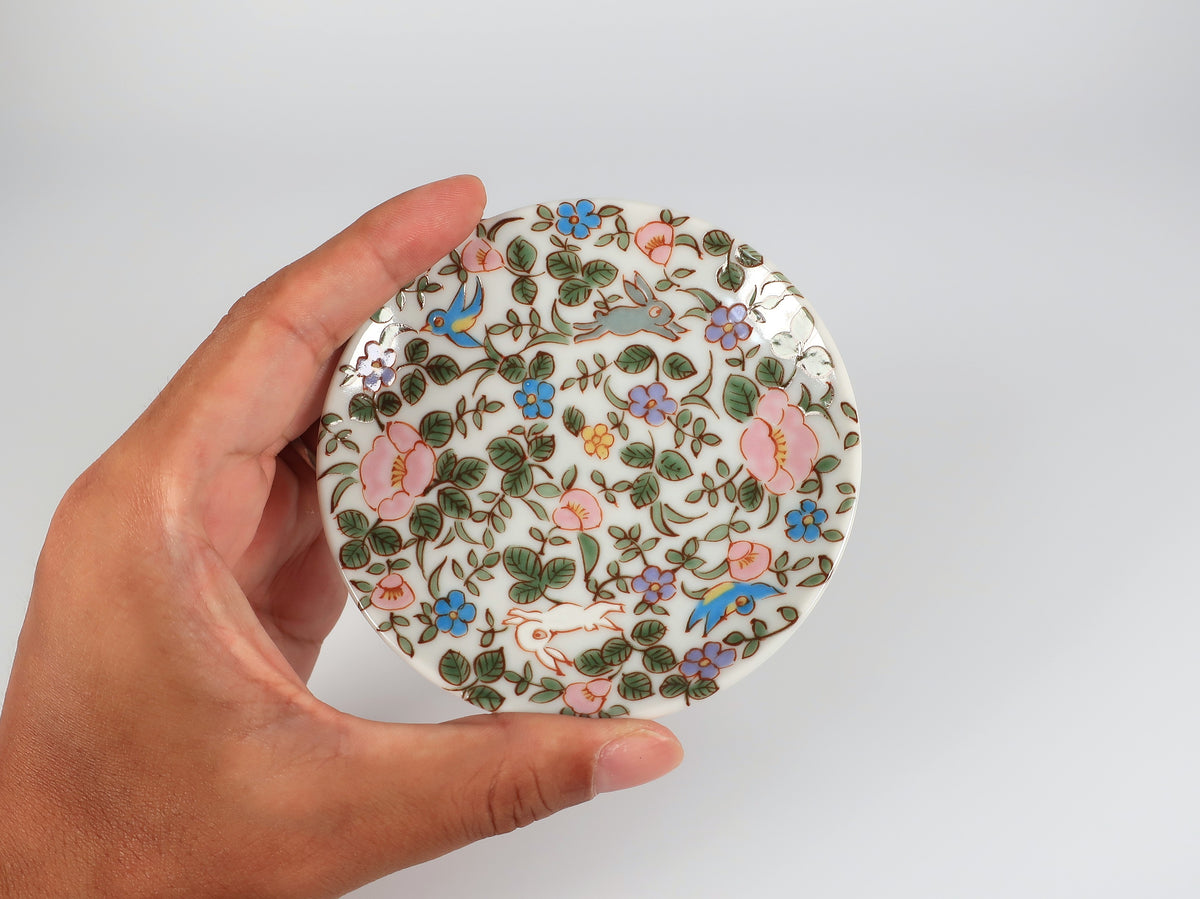 KUTANI ART SMALL PLATE "FLOWERS & RABBITS"