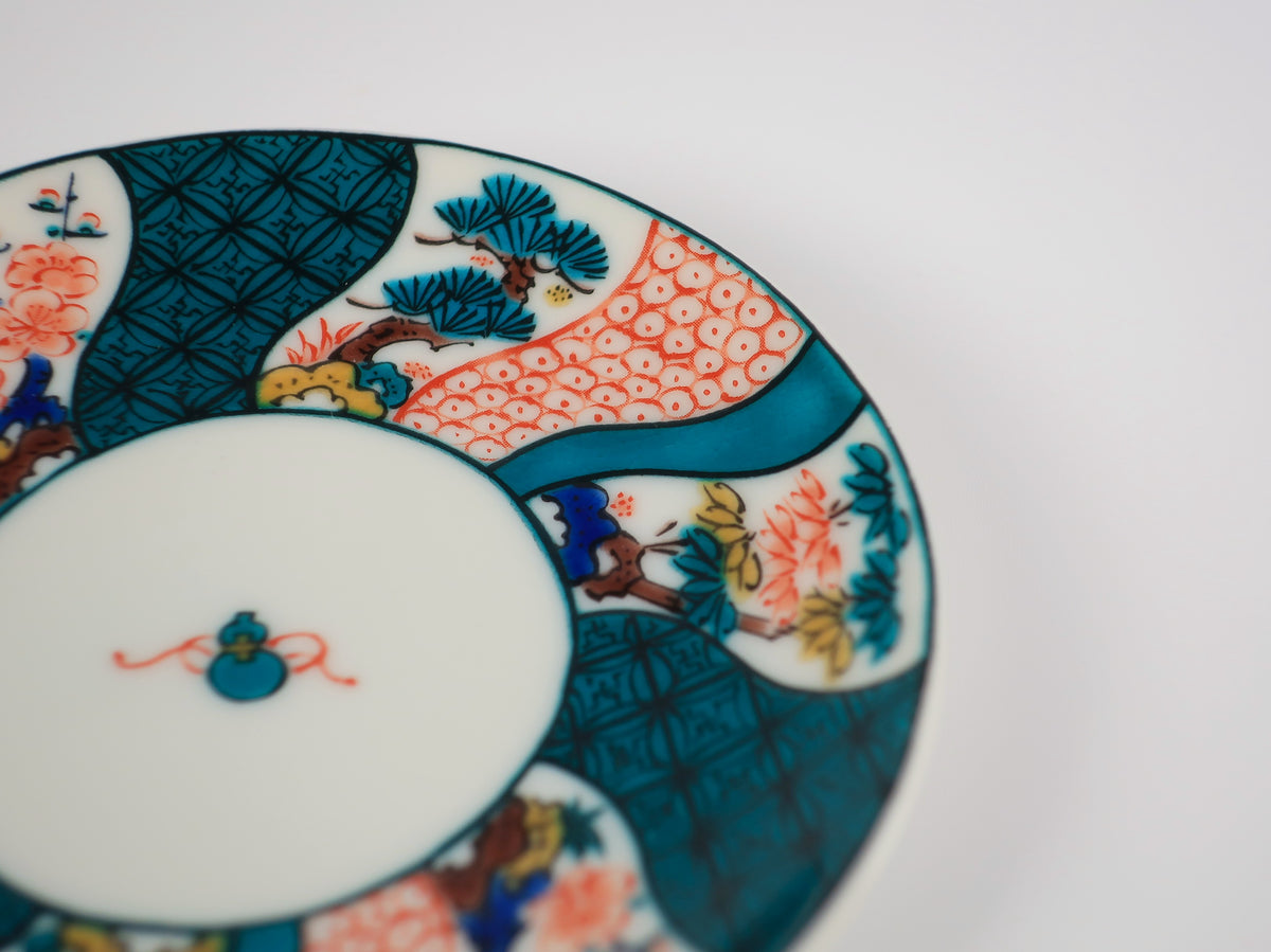 KUTANI ART SMALL PLATE "IROE SHOCHIKUBAI"