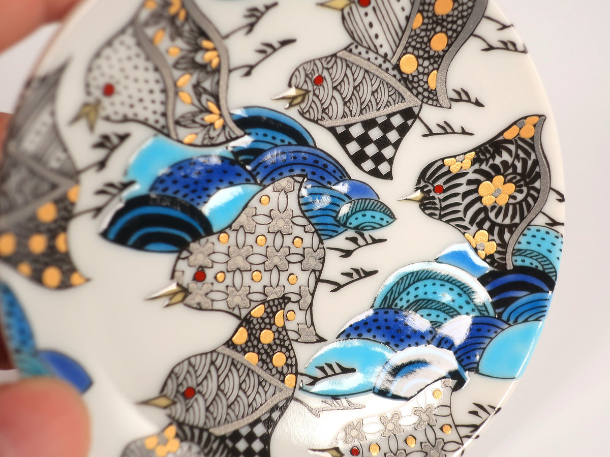 KUTANI ART SMALL PLATE "LINE-DRAWING CHIDORI & SEIGAIHA"