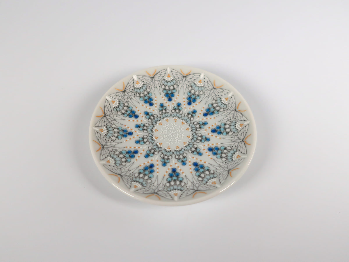 KUTANI ART SMALL PLATE "CHŌ HANA KASUMI"