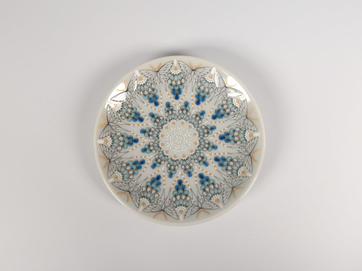 KUTANI ART SMALL PLATE "CHŌ HANA KASUMI"