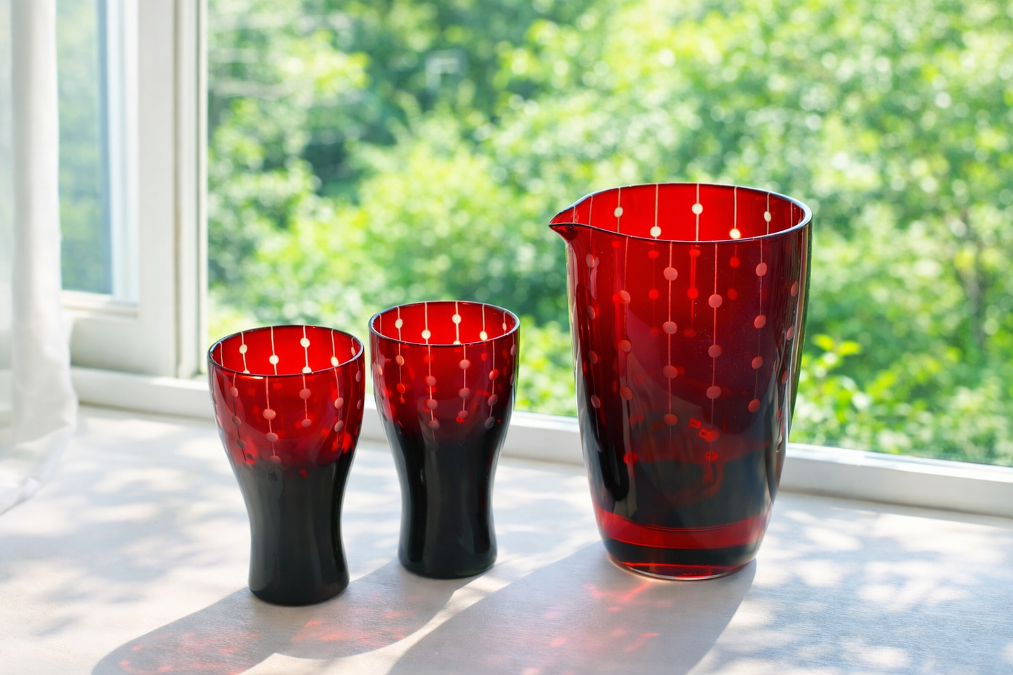 Edo Kiriko Cold Sake Glass, Connected Small Balls "Tsunagaru Kodama"