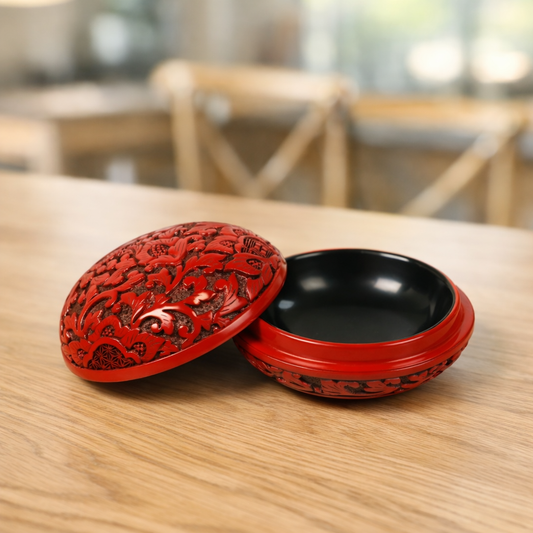 [Vintage] Murakami wood-carved lacquerware Incense Box with Hōsōge Pattern